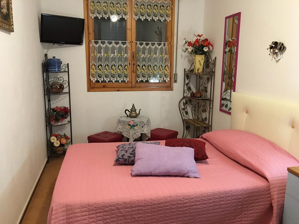 Bed & Breakfast Da Eliana Molinella Room photo